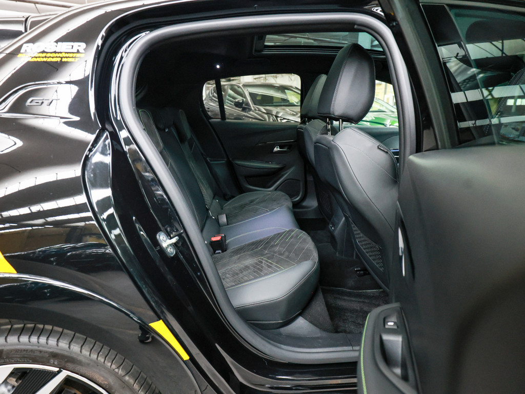 Bild 4 - 208 GT Hybrid 136 e-DSC6