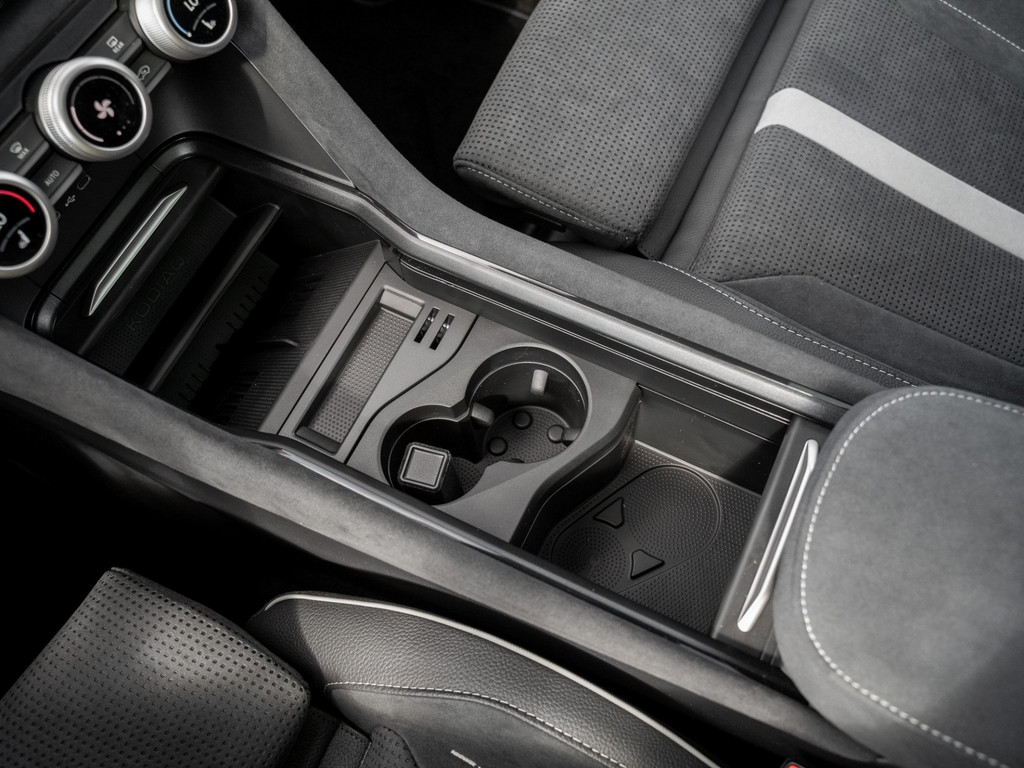 Bild 27 - Kodiaq Sportline 1.5 TSI iV DSG DCC AHK Navi 360