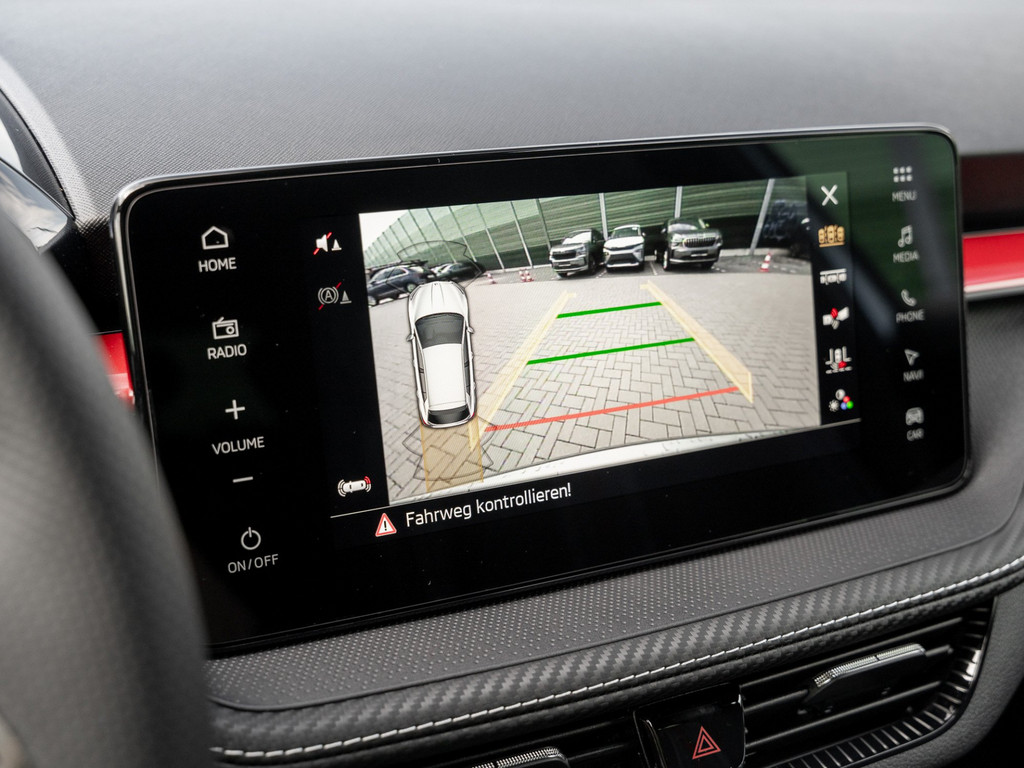 Bild 15 - Fabia Monte Carlo 1.5 TSI DSG Navi Virtual ACC