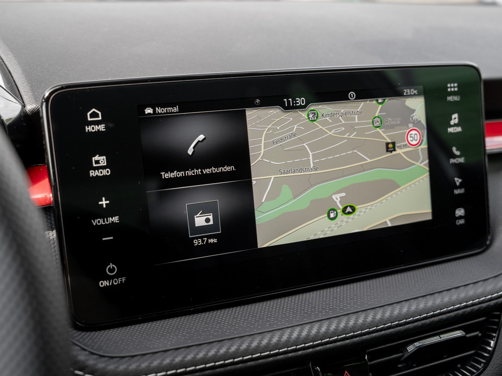 Bild 14 - Fabia Monte Carlo 1.5 TSI DSG Navi Virtual ACC