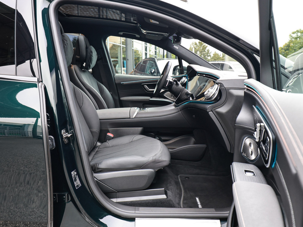 Bild 5 - EQS 450 + SUV AMG Sport Premium + Hyperscreen
