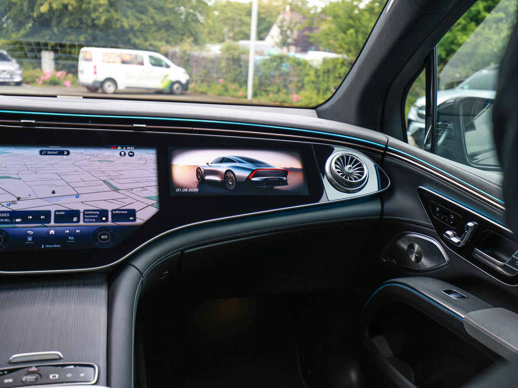 Bild 14 - EQS 450 + SUV AMG Sport Premium + Hyperscreen