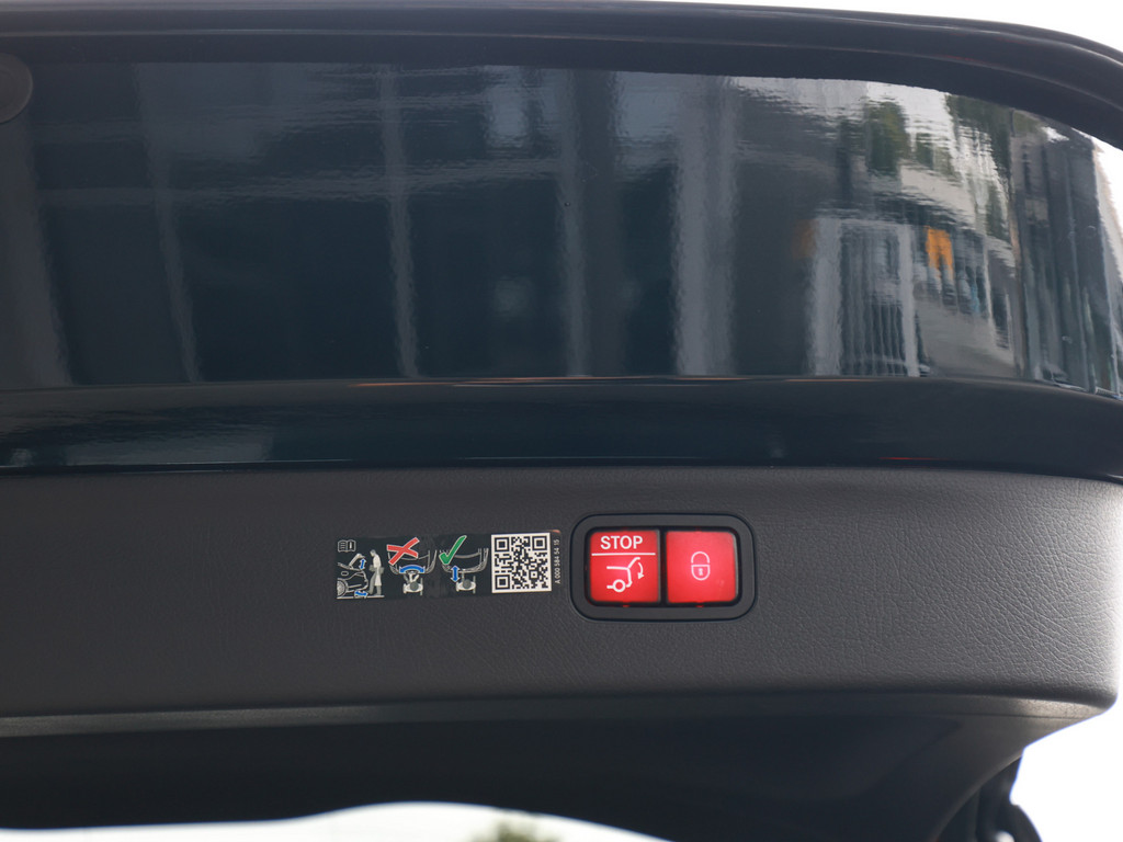 Bild 38 - EQS 450 + SUV AMG Sport Premium + Hyperscreen
