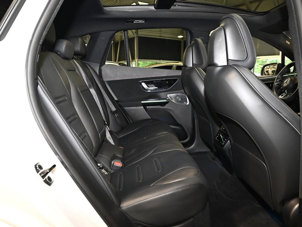 Bild 10 - EQE 43 AMG 4M SUV Premium + Hyperscreen