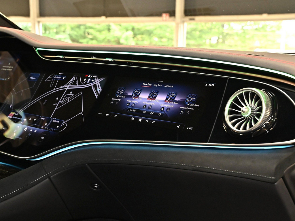 Bild 35 - EQE 43 AMG 4M SUV Premium + Hyperscreen