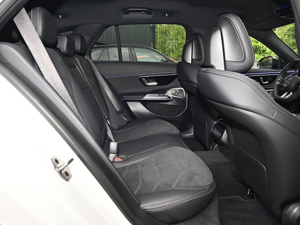 Bild 10 - E 300 de T AMG Sport Premium