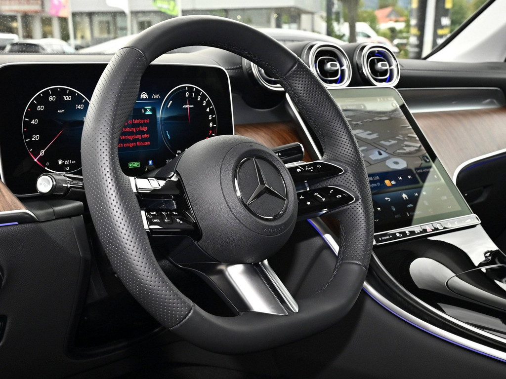 Bild 28 - GLC 300 e 4M Coupé AMG Sport Premium