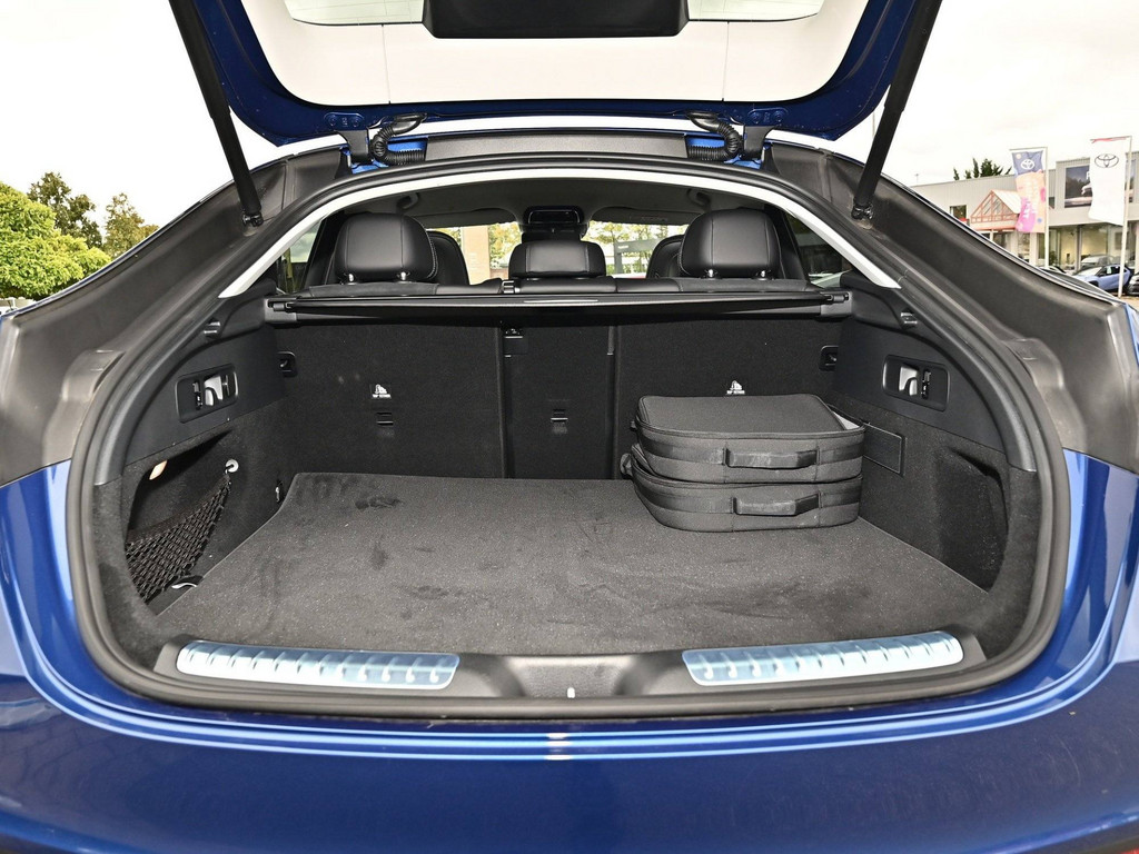 Bild 29 - GLC 300 e 4M Coupé AMG Sport Premium