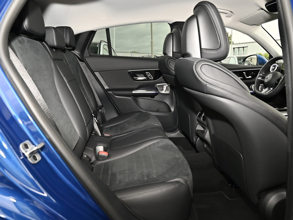 Bild 33 - GLC 300 e 4M Coupé AMG Sport Premium