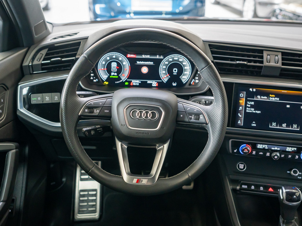 Bild 8 - Q3 35 TFSI S tronic S Line edition