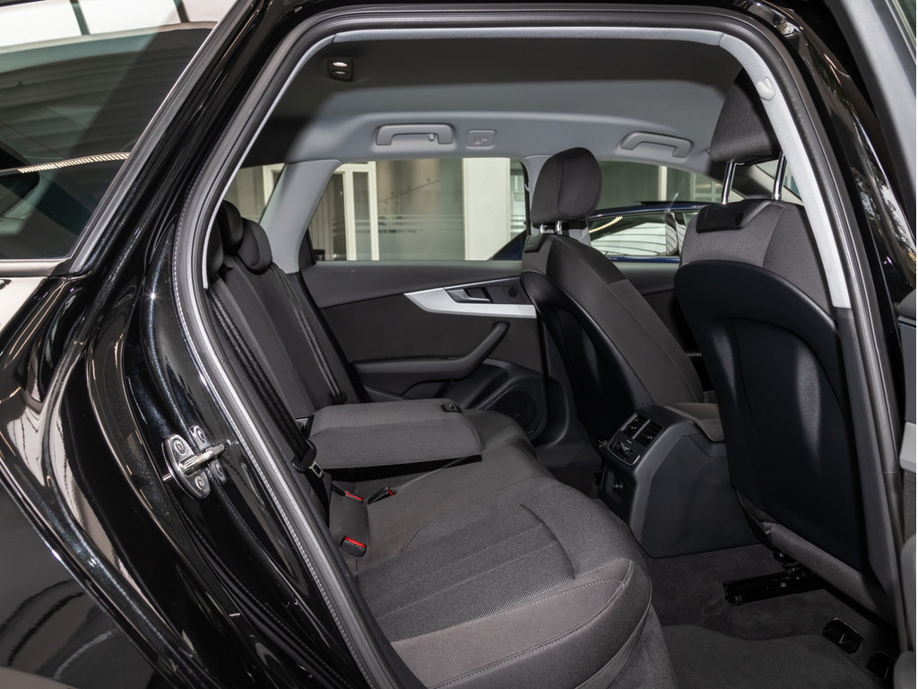 Bild 5 - A4 Avant 35 TDI S Tronic S Line