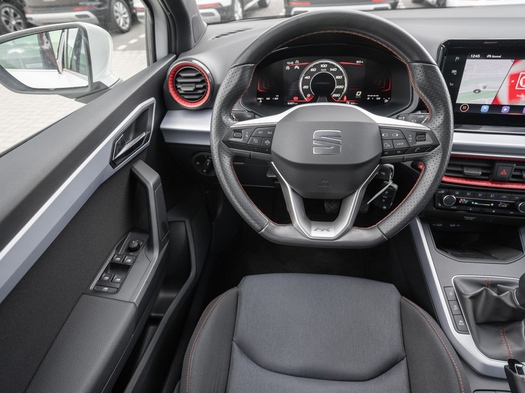 Bild 11 - ARONA FR 1.0 TSI Navi Virtual KeyLess KlimaA LED
