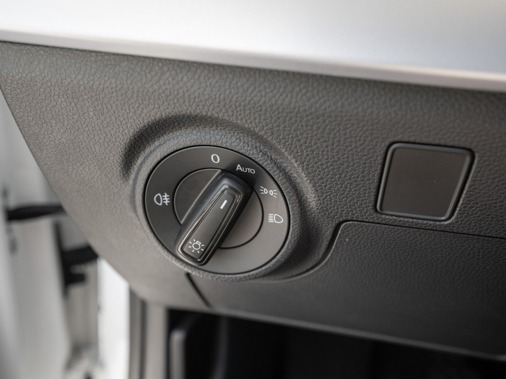 Bild 23 - ARONA FR 1.0 TSI Navi Virtual KeyLess KlimaA LED