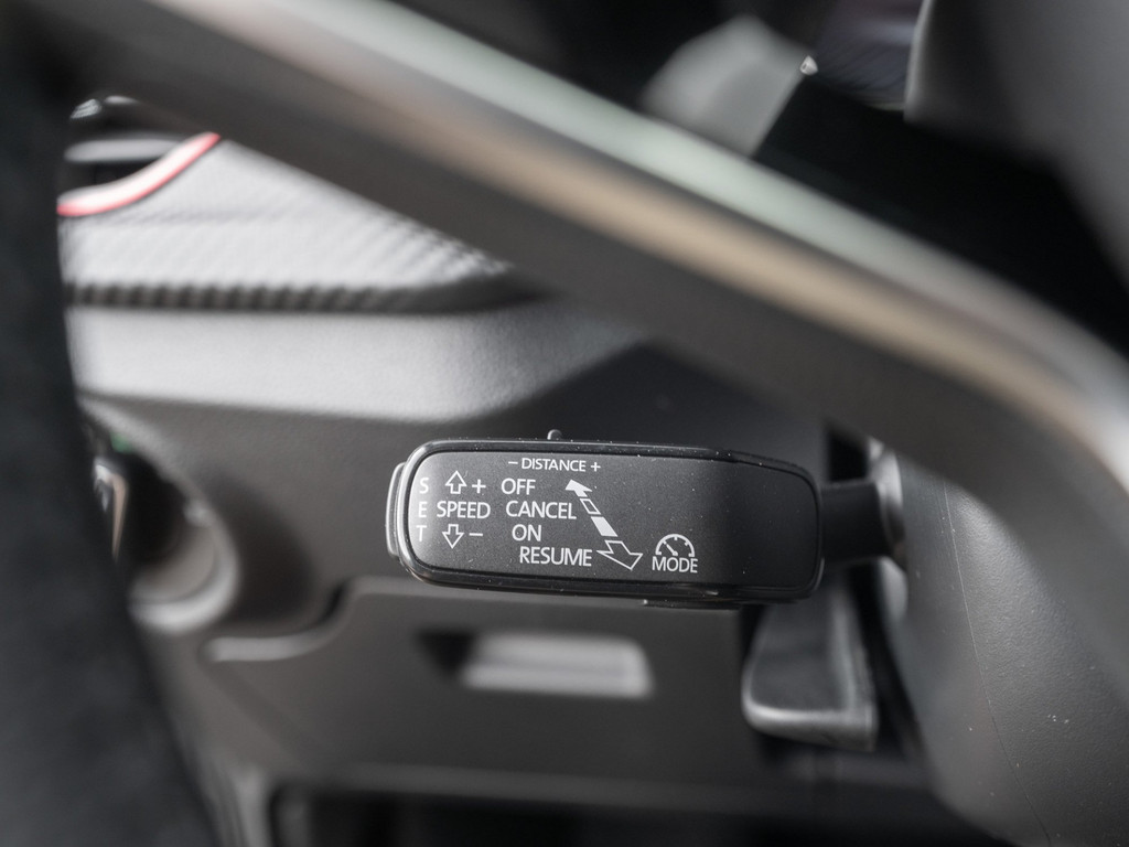 Bild 27 - KAMIQ MONTE CARLO 1.5 TSI DSG AHK Kam. Navi Pano