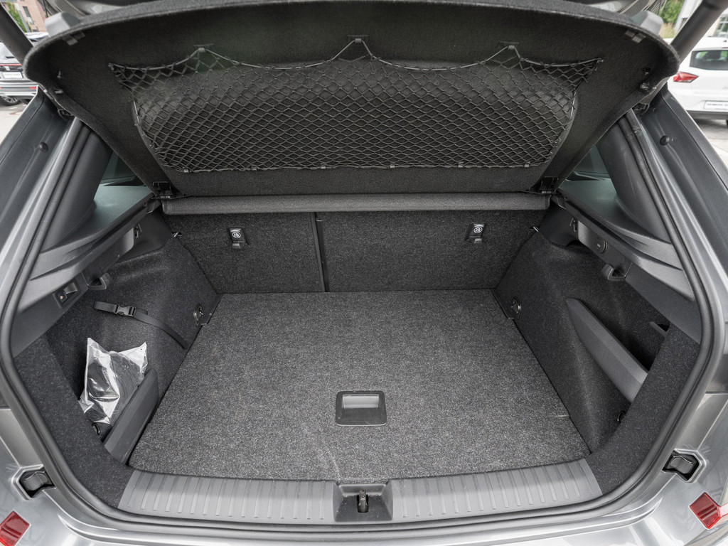 Bild 31 - KAMIQ MONTE CARLO 1.5 TSI DSG AHK Kam. Navi Pano