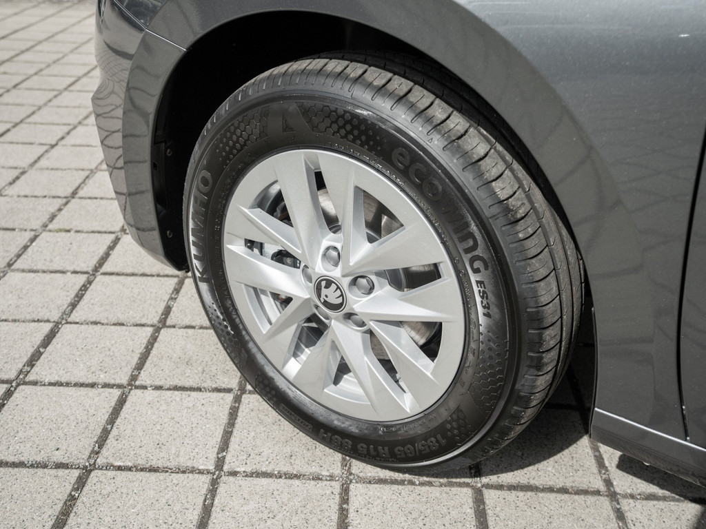 Bild 8 - Fabia Selection 1.0 TSI DSG AHK ACC KlimaA