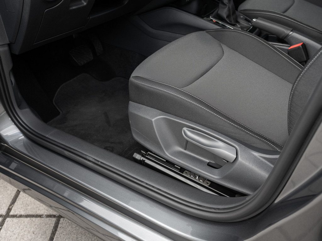 Bild 28 - Fabia Selection 1.0 TSI DSG AHK ACC KlimaA