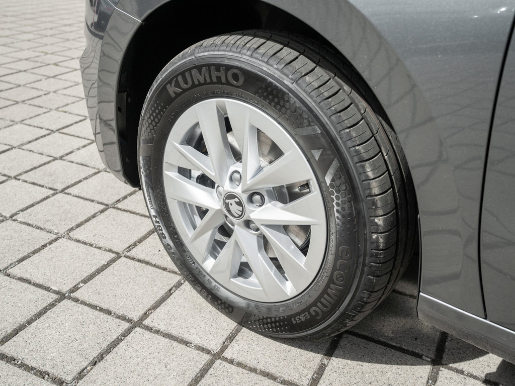 Bild 8 - Fabia Selection 1.0 TSI AHK Kam. Navi ACC KlimaA