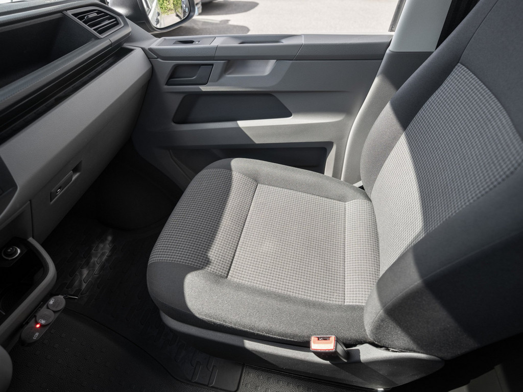 Bild 20 - T6.1 Kasten LR 2.0TDI DSG + LED + NAVI + KLIMA + PDC + SHZ