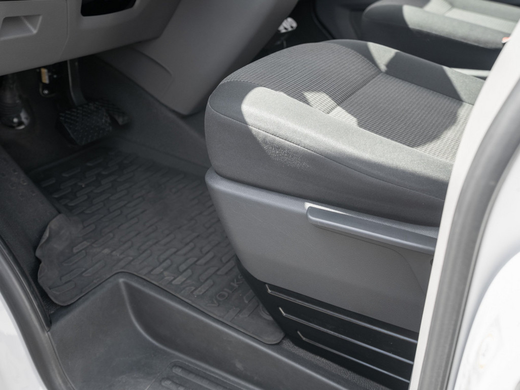 Bild 25 - T6.1 Kasten LR 2.0TDI DSG + LED + NAVI + KLIMA + PDC + SHZ