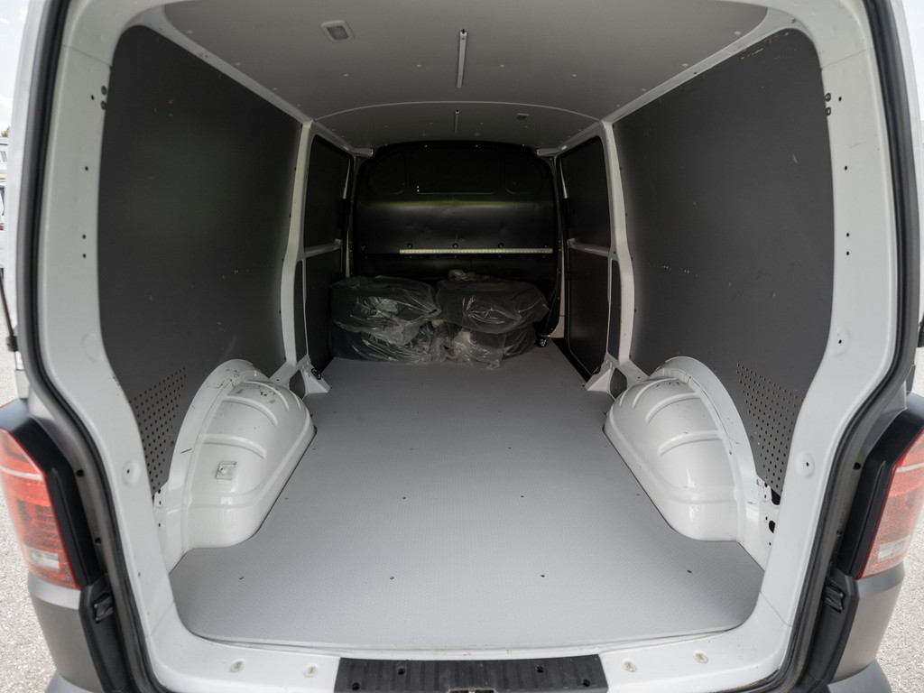 Bild 26 - T6.1 Kasten LR 2.0TDI DSG + LED + NAVI + KLIMA + PDC + SHZ