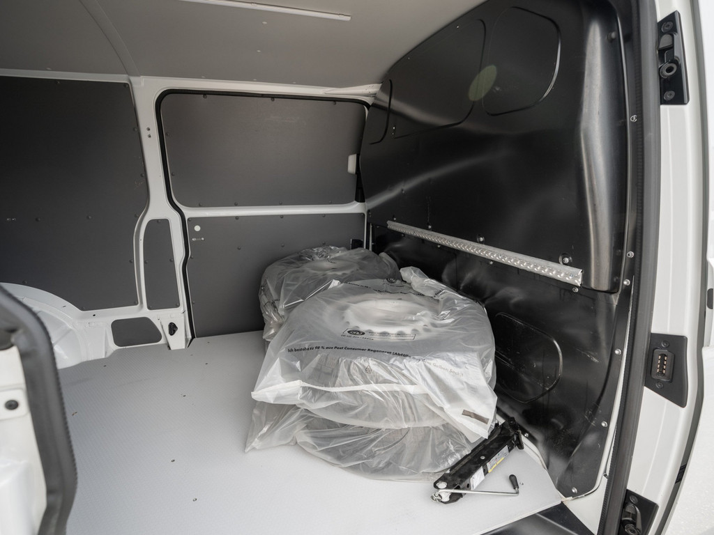 Bild 27 - T6.1 Kasten LR 2.0TDI DSG + LED + NAVI + KLIMA + PDC + SHZ