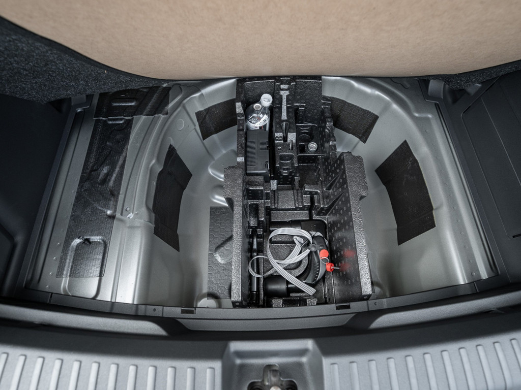 Bild 30 - Fabia Selection 1,0 TSI DSG AHK Kam. Navi ACC