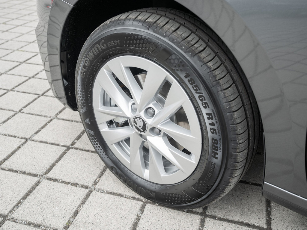 Bild 8 - Fabia Selection 1.0 TSI AHK Kam. Navi ACC KlimaA