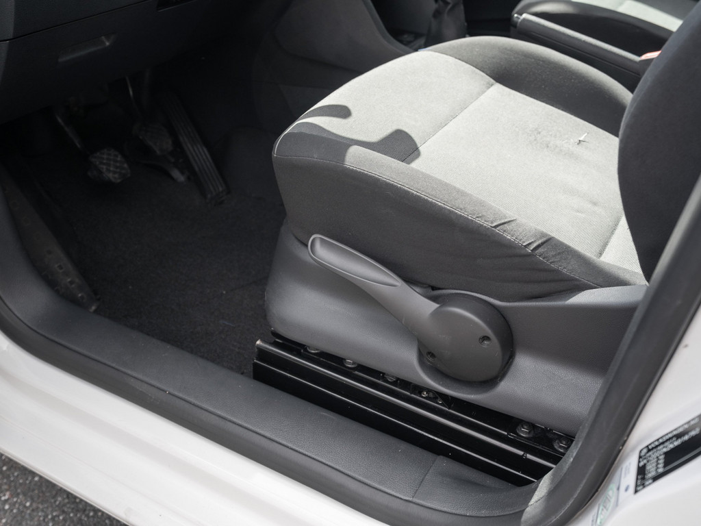 Bild 19 - Caddy Maxi Kasten 2.0TDI KLIMA + PDC + HECKFL + GJR