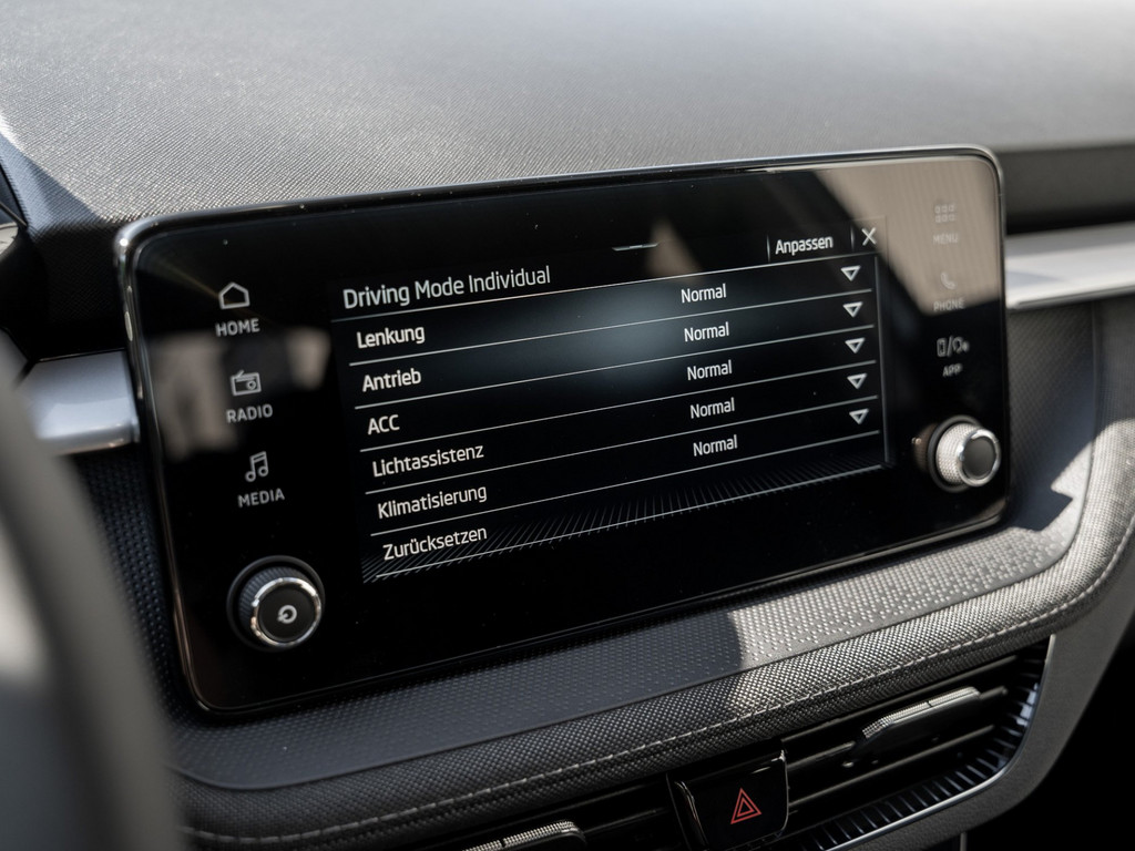 Bild 17 - Fabia Balance 1.0 TSI DSG Virtual ACC KlimaA