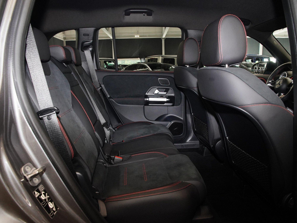 Bild 9 - GLB 220 d 4M AMG Sport Advanced +