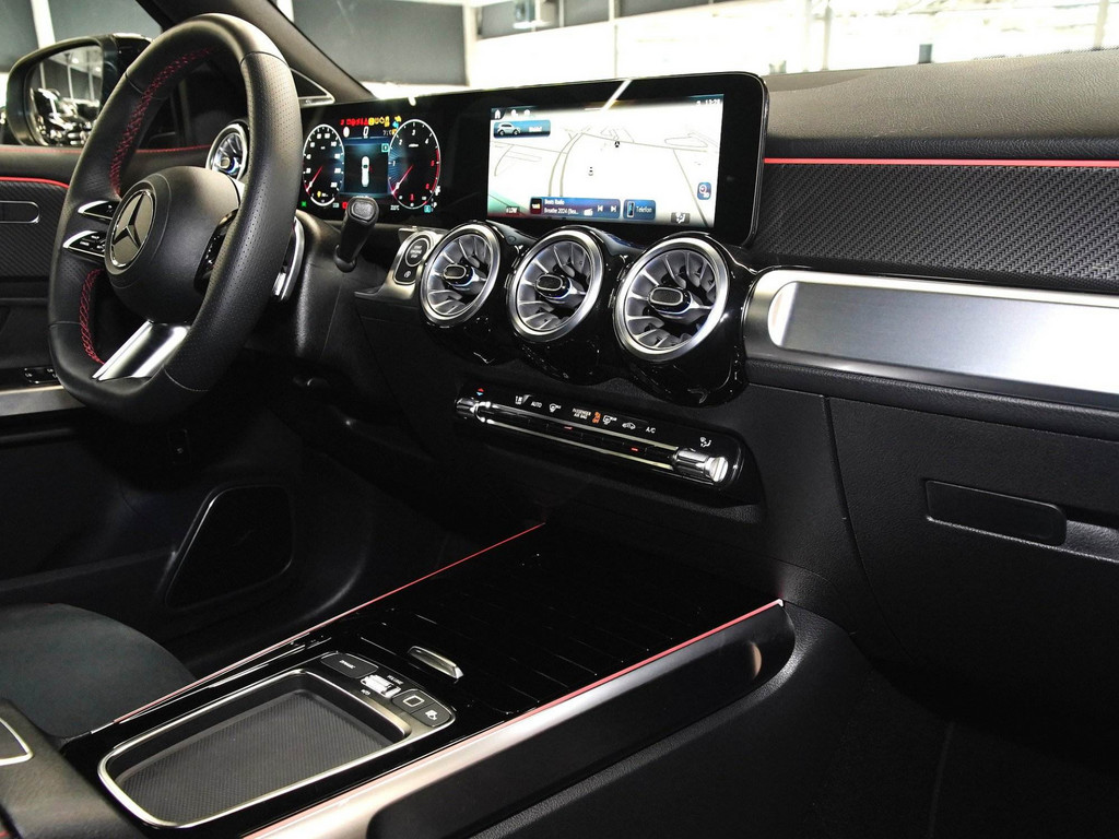 Bild 11 - GLB 220 d 4M AMG Sport Advanced +