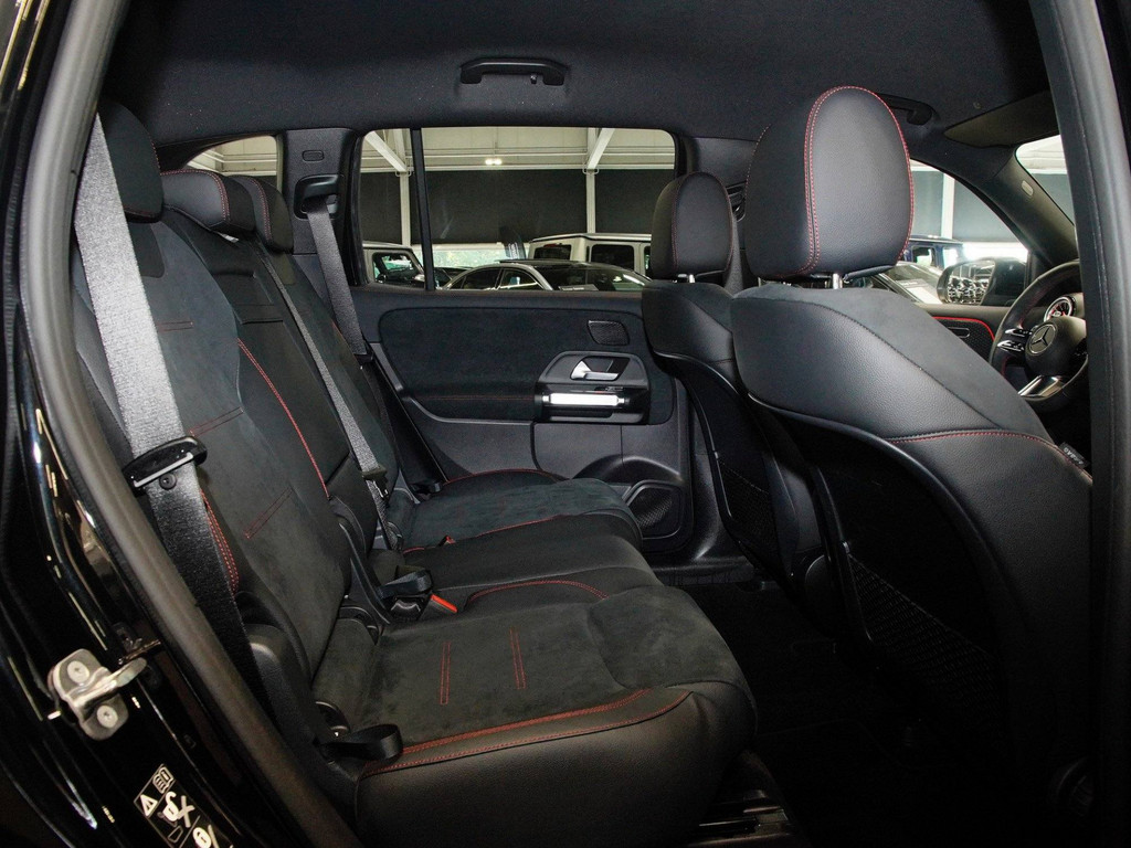Bild 10 - EQB 250 + AMG Sport Advanced +