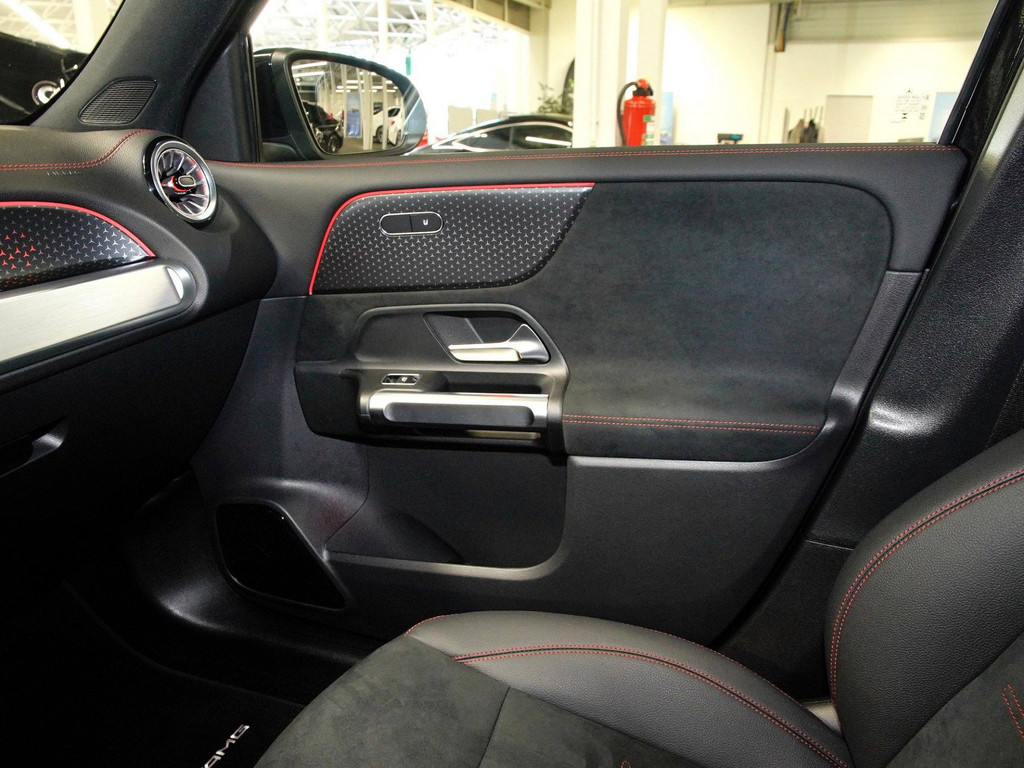 Bild 18 - EQB 250 + AMG Sport Advanced +