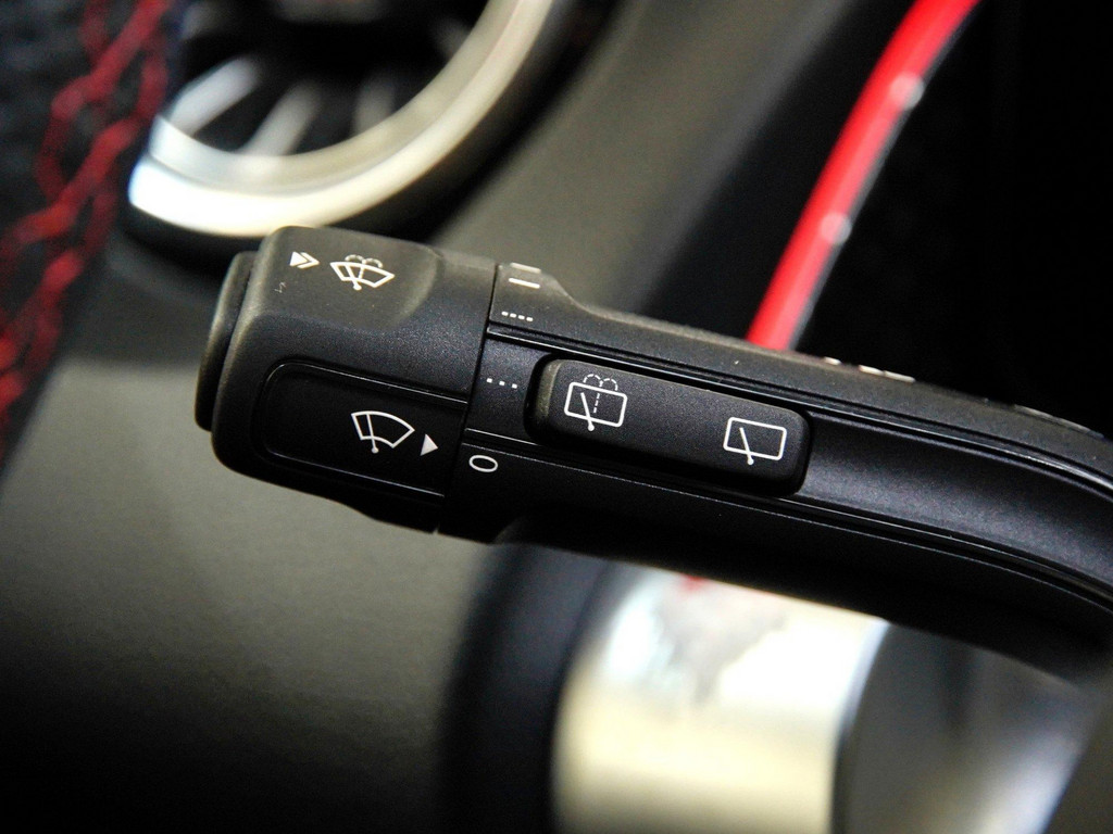 Bild 27 - EQB 250 + AMG Sport Advanced +