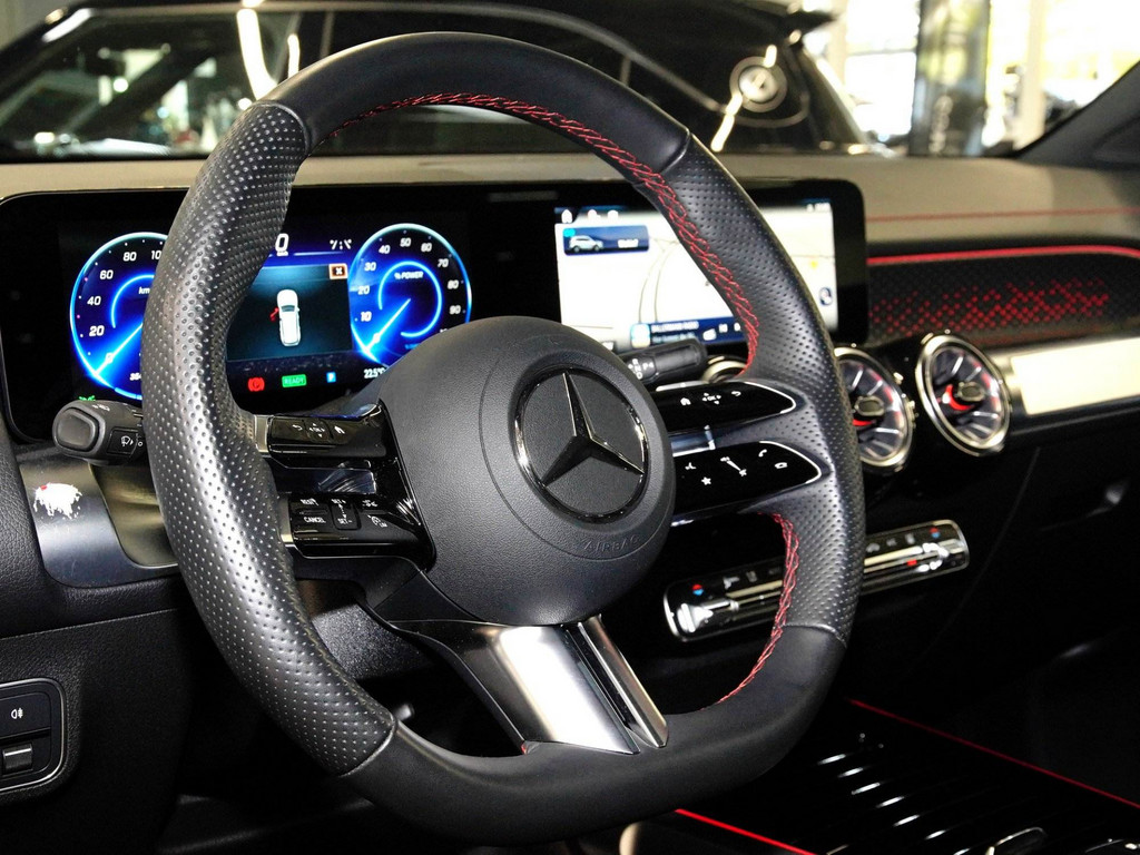 Bild 30 - EQB 250 + AMG Sport Advanced +