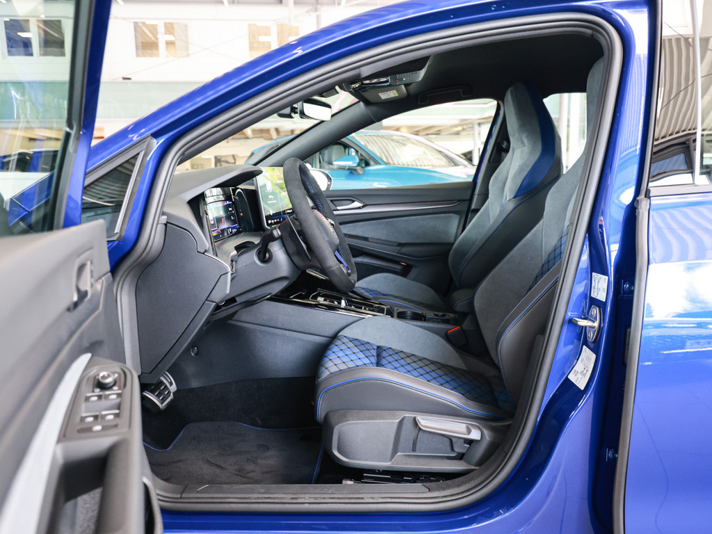 Bild 11 - Golf R 2.0 TSI 4M DSG R-Performance