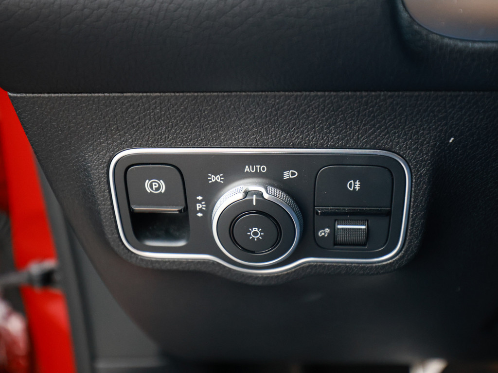 Bild 29 - EQB 350 4M AMG Sport Premium