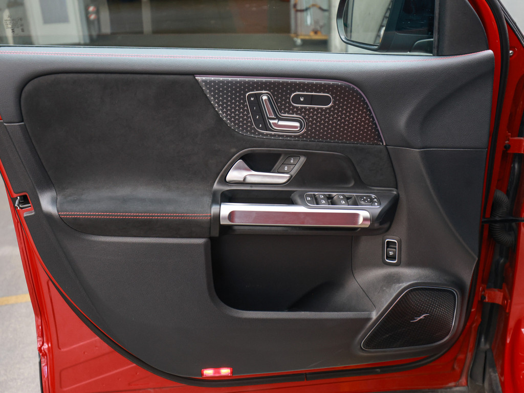Bild 30 - EQB 350 4M AMG Sport Premium