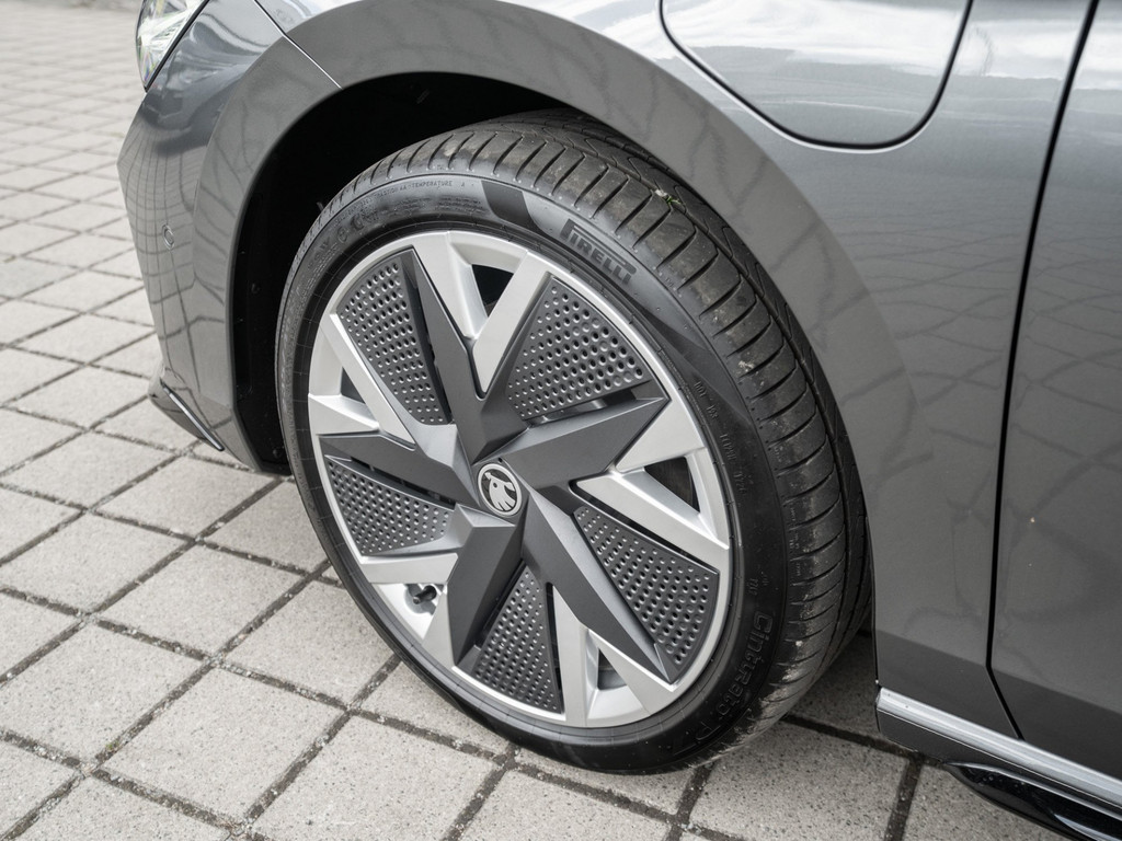 Bild 8 - Superb Combi Sportline 1.5 TSI iV DCC AHK Pano