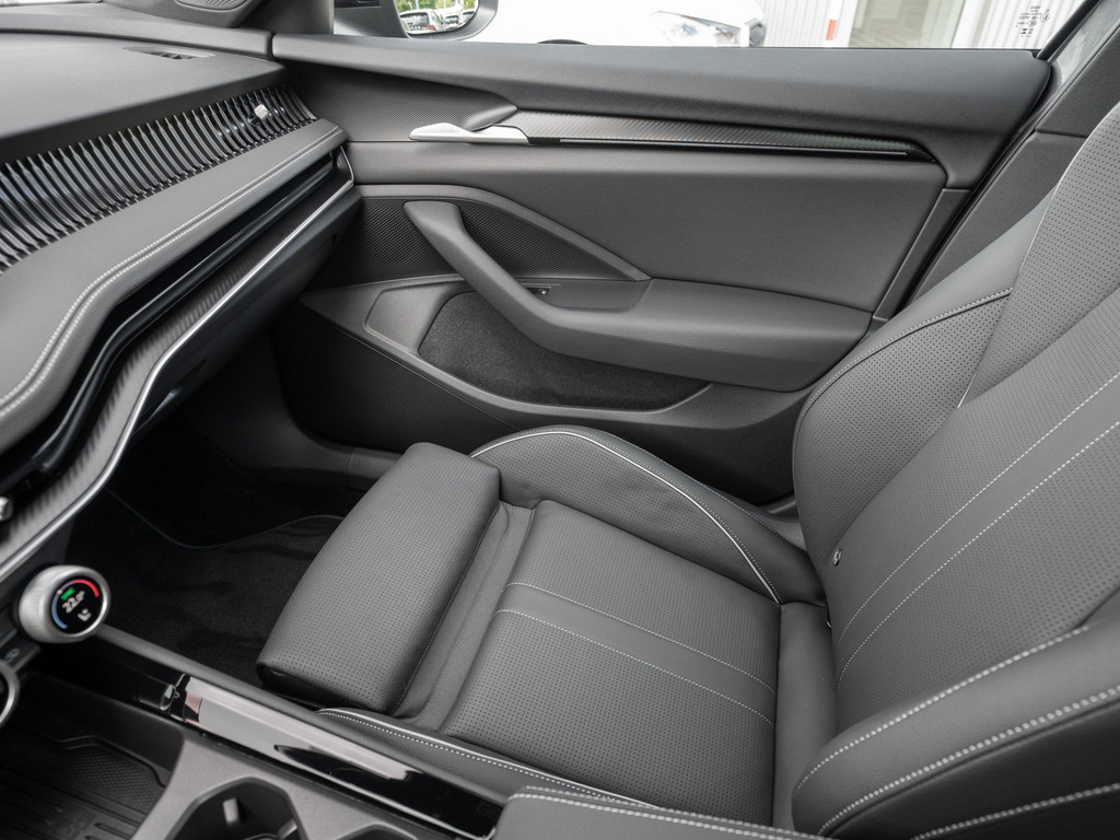 Bild 25 - Superb Combi Sportline 1.5 TSI iV DCC AHK Pano