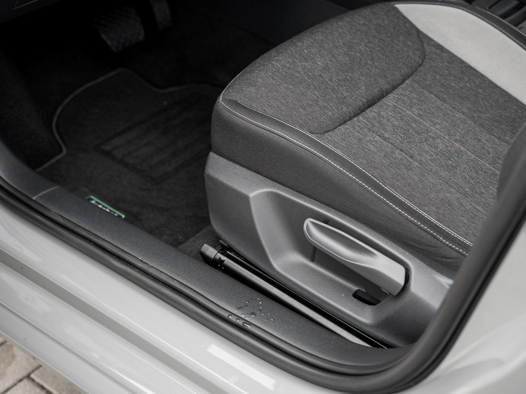 Bild 27 - SCALA STYLE 1.5 TSI DSG Kam. Navi Virtual ACC LM