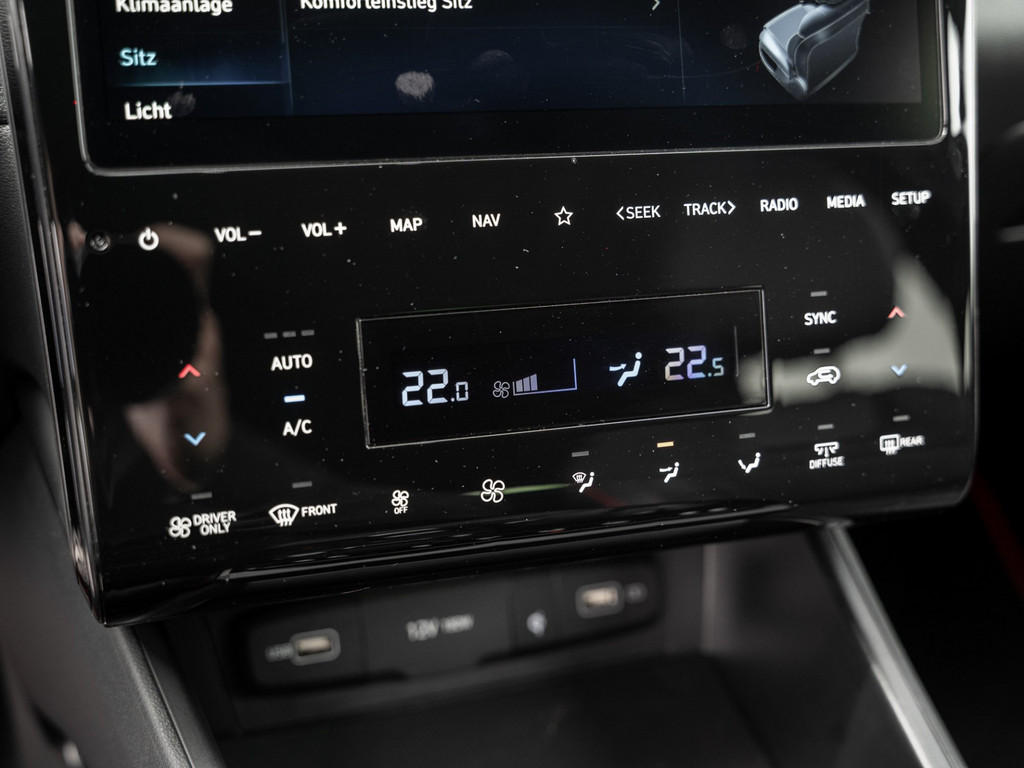Bild 18 - TUCSON N LINE 1.6 T-GDI PLUG-IN 4WD Kam. Navi LM