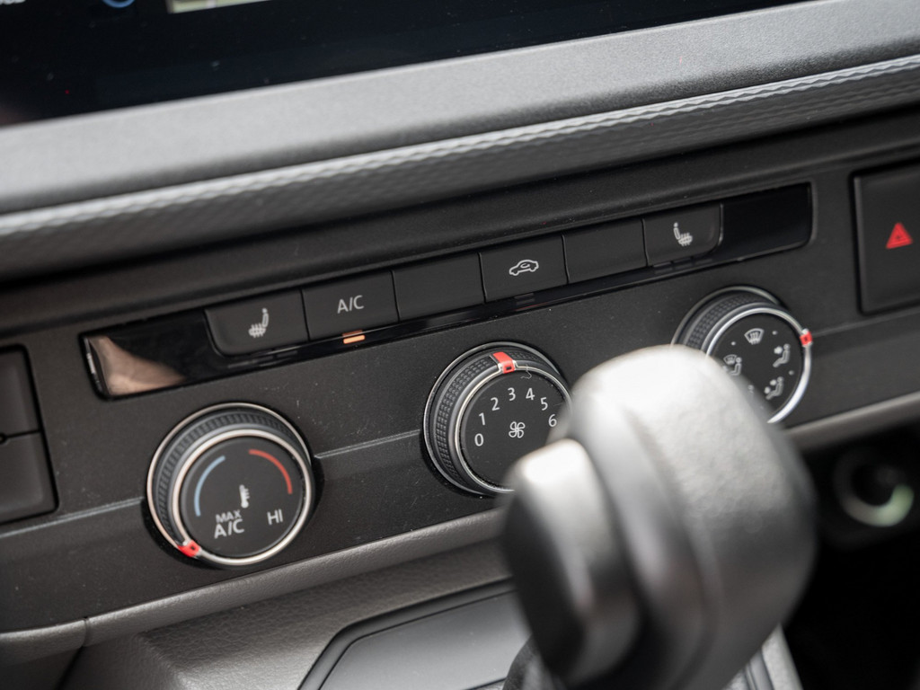 Bild 14 - T6.1 Kasten LR 2.0TDI DSG + LED + KLIMA + NAVI + GRA + SHZ