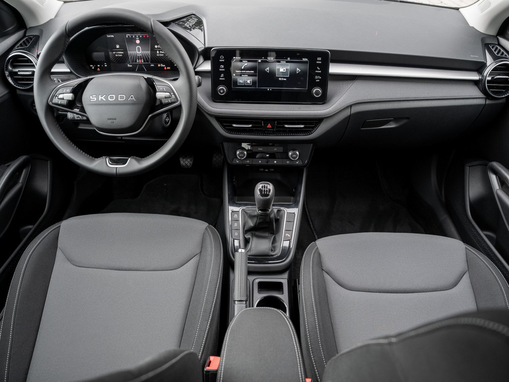 Bild 11 - Fabia Selection 1.0 TSI KlimaA SHZ AHK LM