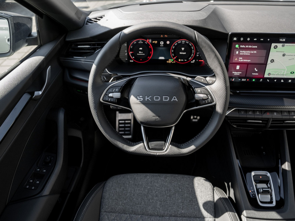 Bild 13 - Octavia Combi Sportline 2.0 TDI DSG AHK Navi Pano