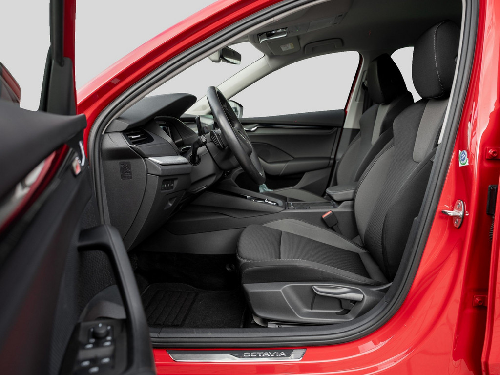 Bild 9 - OCTAVIA C. TOUR 1.5 TSI e-TEC DSG AHK Navi
