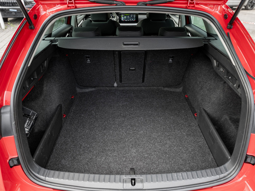 Bild 28 - OCTAVIA C. TOUR 1.5 TSI e-TEC DSG AHK Navi