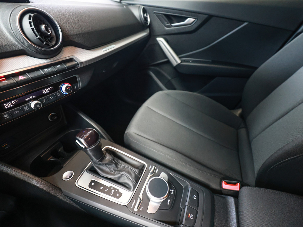 Bild 18 - Q2 35 TDI S tronic advanced