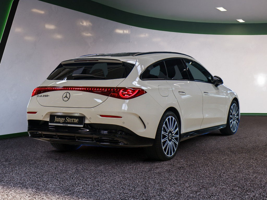 Bild 8 - CLA 250 + SB AMG Sport + Premium + Superscreen